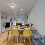 Lillies House